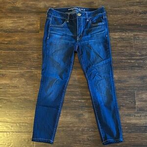American Eagle 8 Short Dark Blue Jeggings